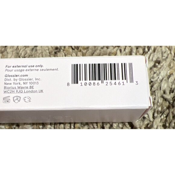 New In Box Glossier G Suit Soft Touch Lip Creme -DRIVE- 6 mL / .20 Fl Oz - Picture 4 of 4